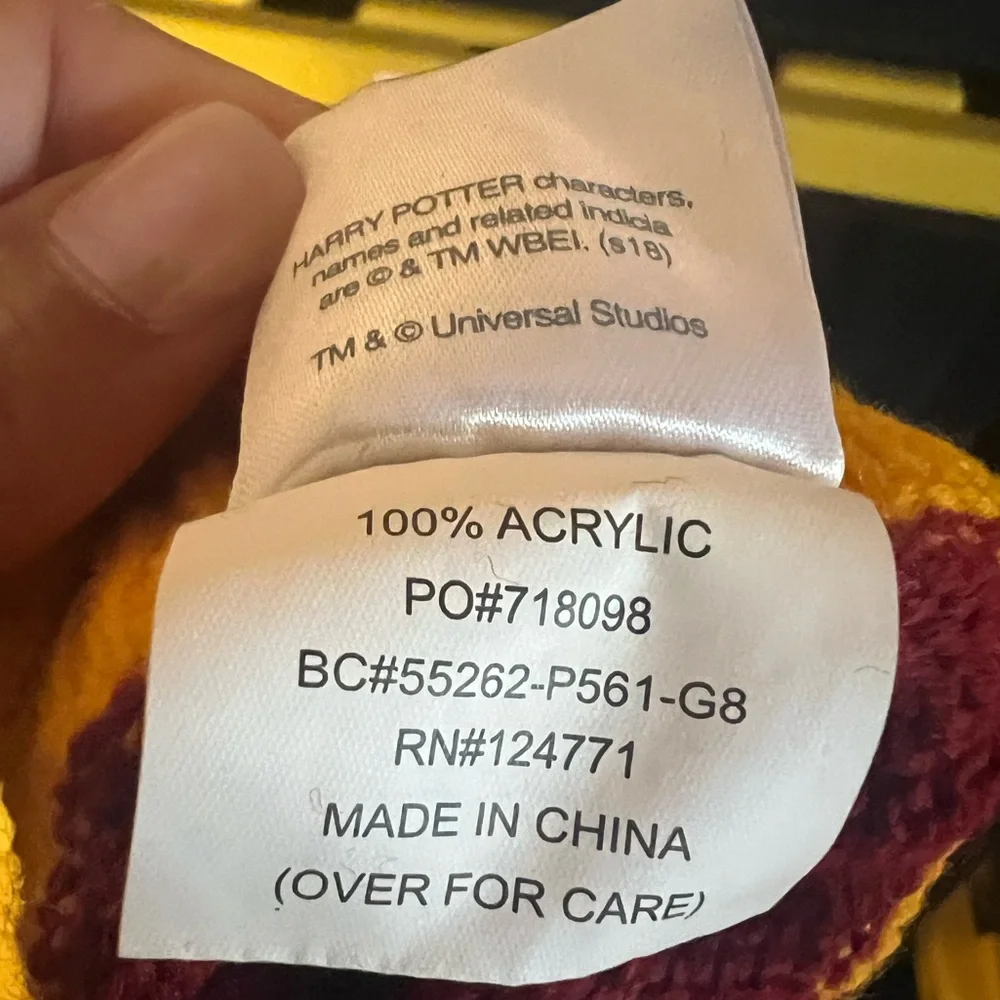 Harry Potter‎ Gryffindor Gloves
